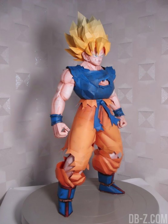 Dragon Ball Papercraft : Goku Super Saiyan