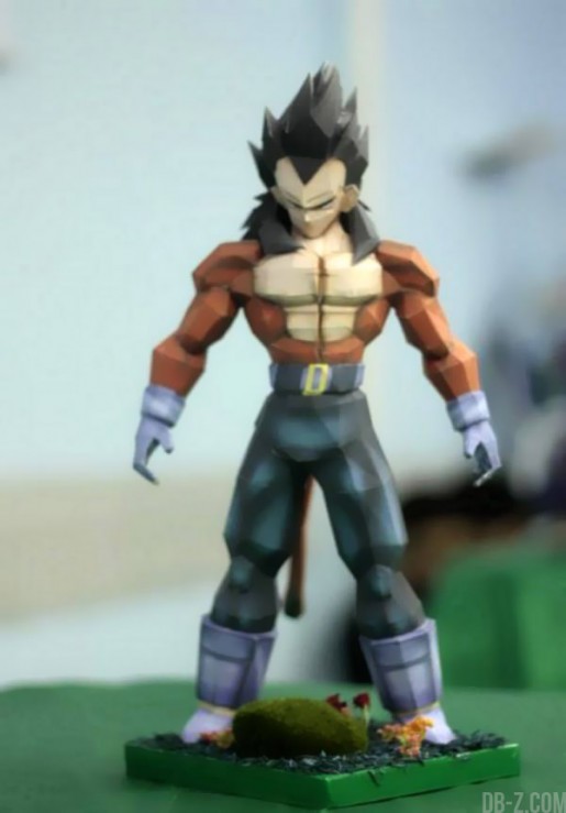 Dragon Ball Papercraft : Vegeta Super Saiyan 4