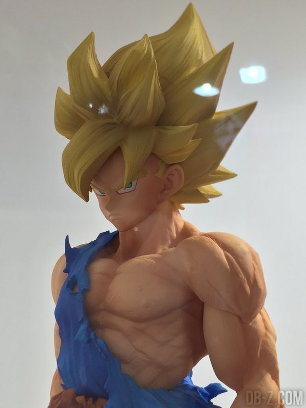 Master Stars Piece Super Saiyan Son Goku