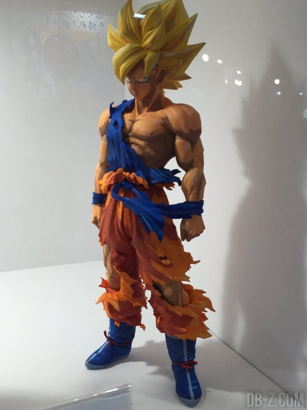 Master Stars Piece Super Saiyan Son Goku