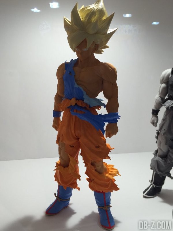 Master Stars Piece Super Saiyan Son Goku