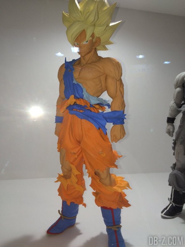 Master Stars Piece Super Saiyan Son Goku