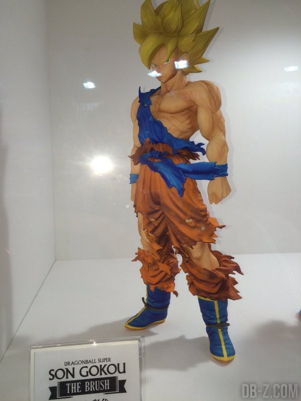Master Stars Piece Super Saiyan Son Goku