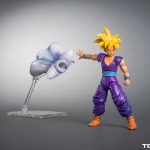 SHFiguarts Super Saiyan Gohan SDCC 2012 et sa cape