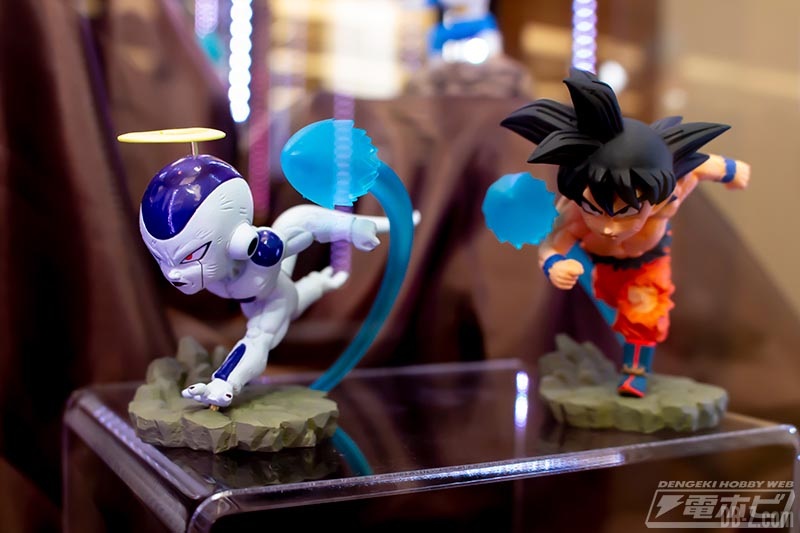 Dragon Ball Super - World Collectable Diorama Vol.3 Goku & Freezer (Juin 2019)