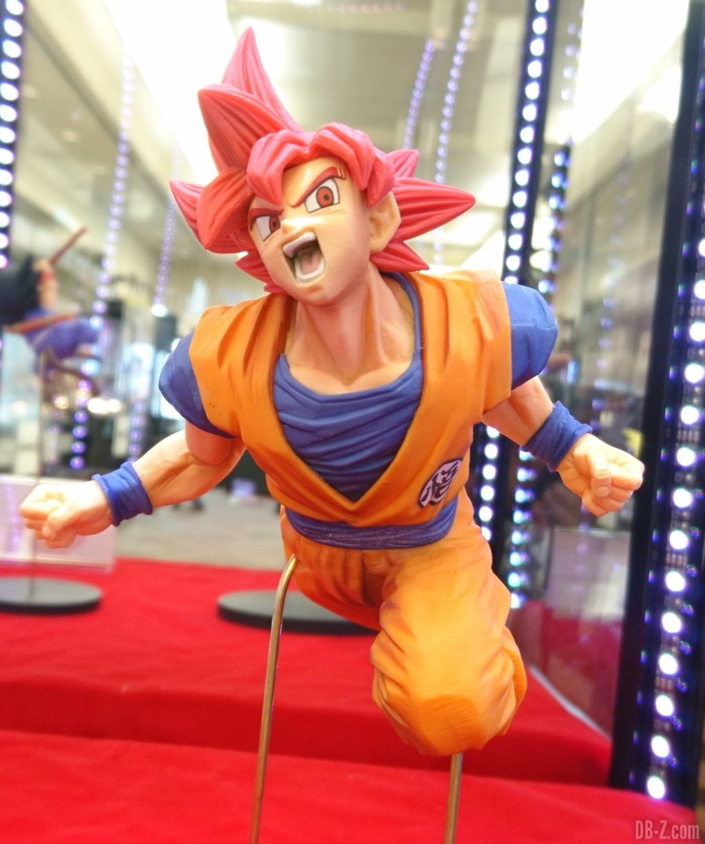 Figurine Son Goku FES Goku Super Saiyan God