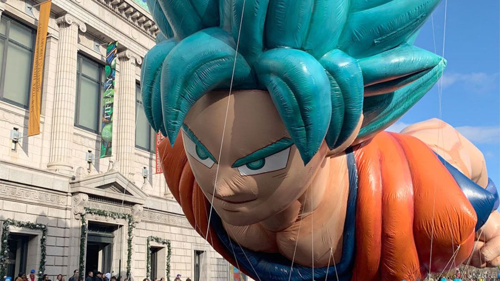 Goku gonflable géant Macys Thanksgiving Parade