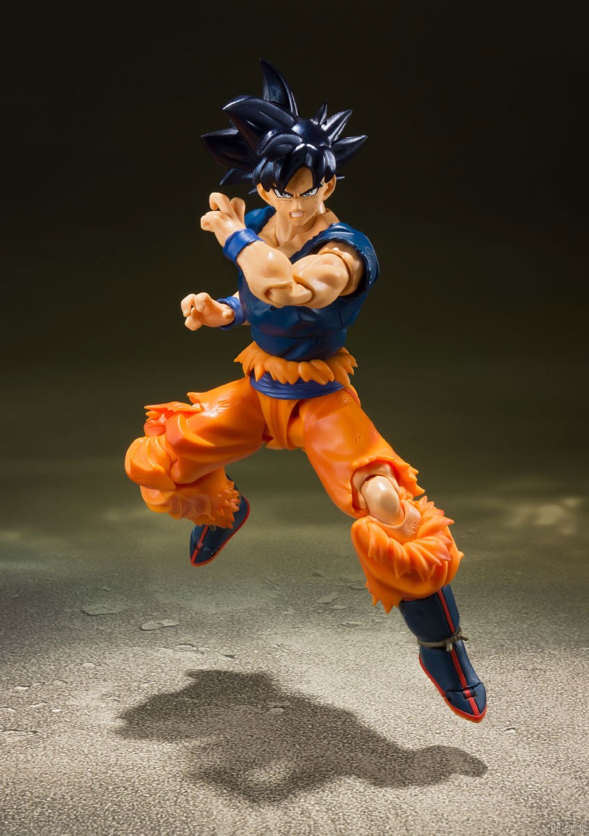 S.H.Figuarts SON GOKU Ultra Instinct Sign Event Exclusive Color Edition Image 4