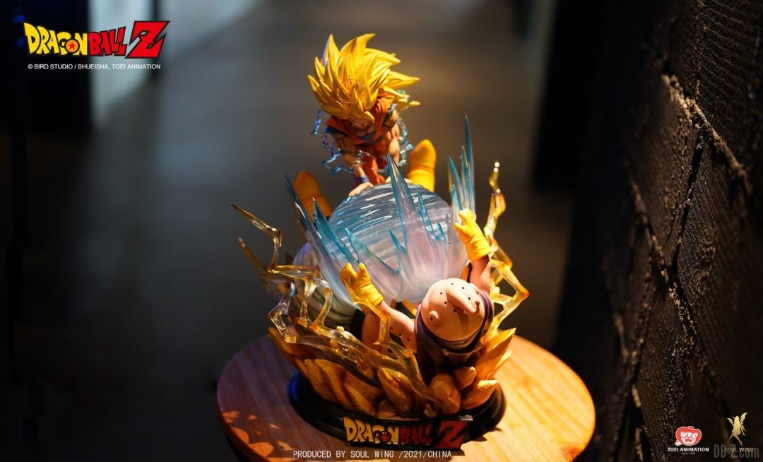 Goku-Super-Saiyan-3-vs-Buu-Soul-Wing-Image-6