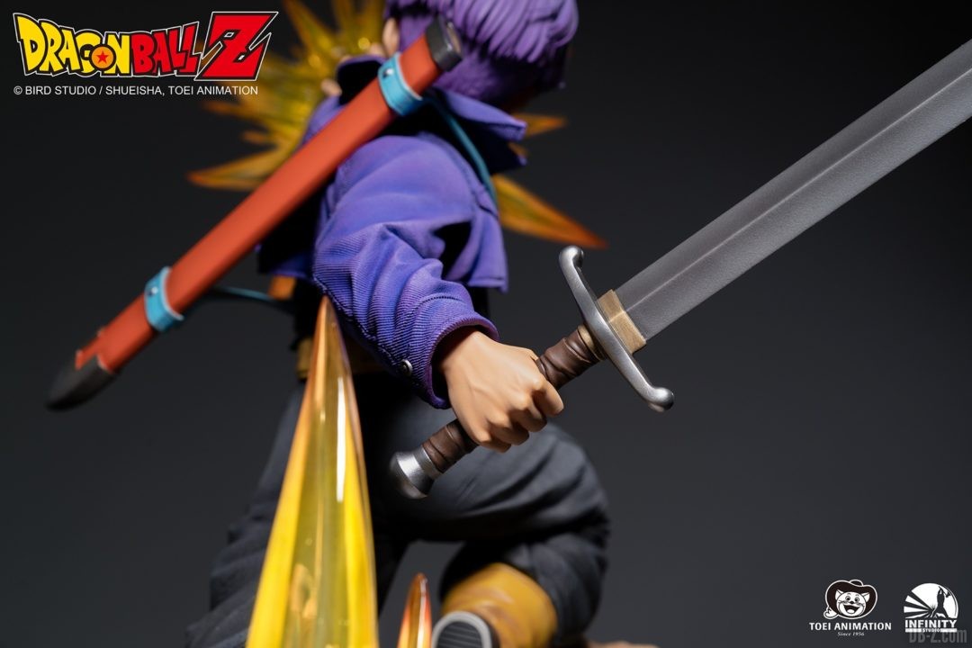 Statue Trunks 003
