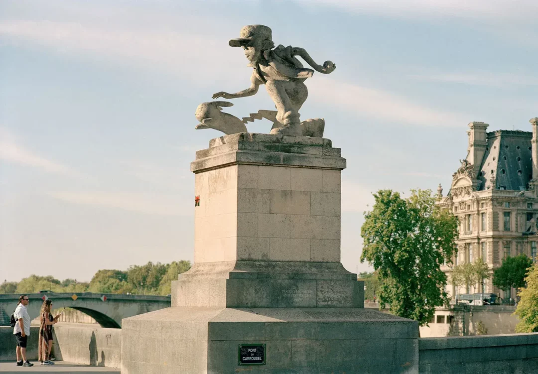Statue Pokemon Paris
