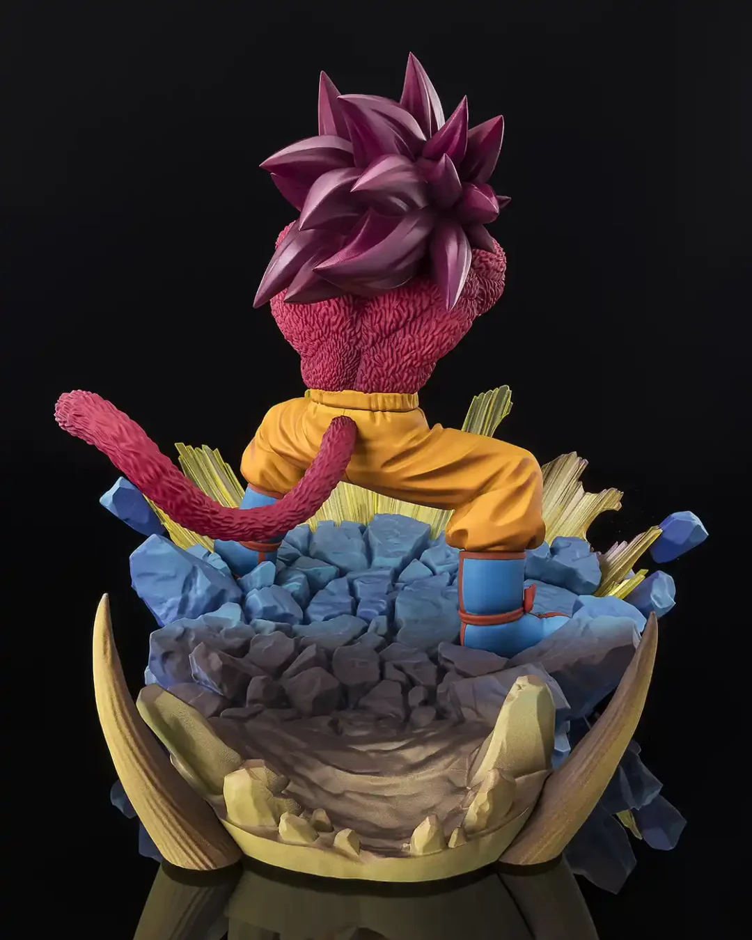 Figuarts ZERO [Extra Battle] Son Goku Super Saiyan 4 DAIMA (4)